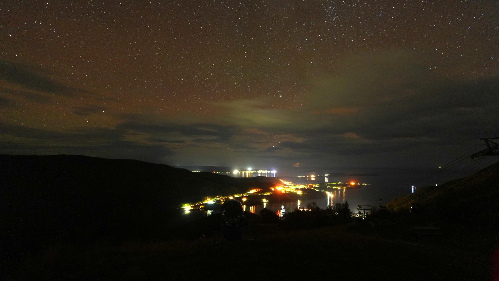 Cape Smokey Summit webcam