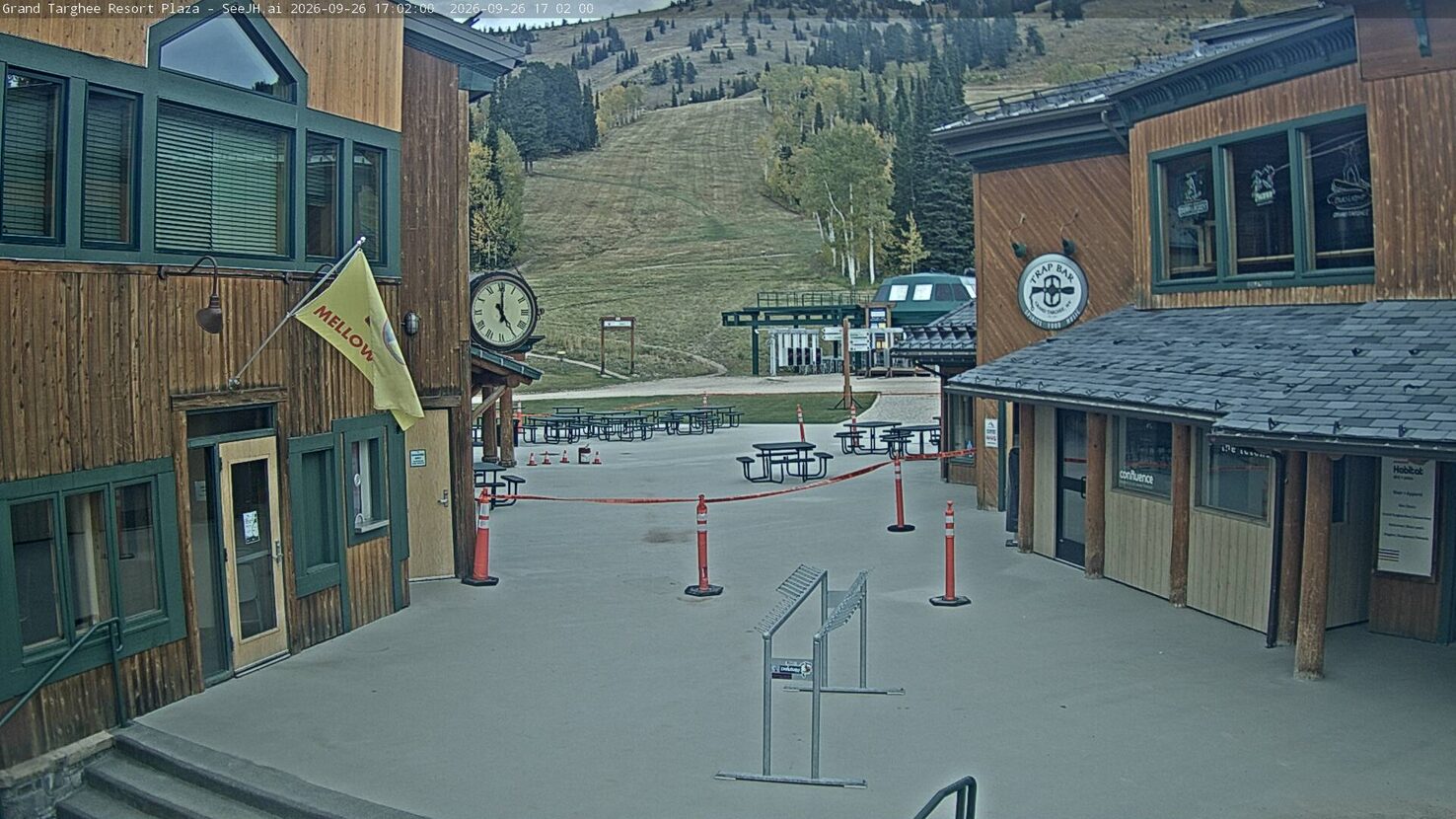 Grand Targhee Plaza webcam