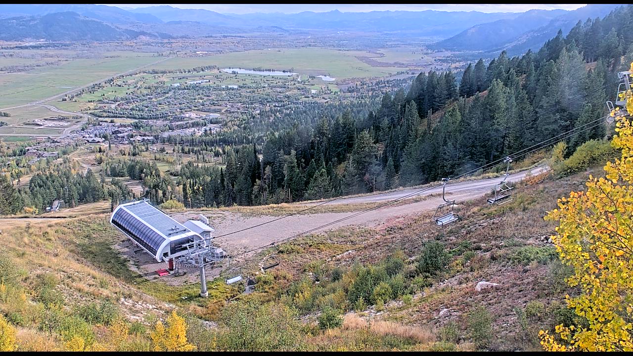 Jackson Hole Base of the Teton Lift webcam