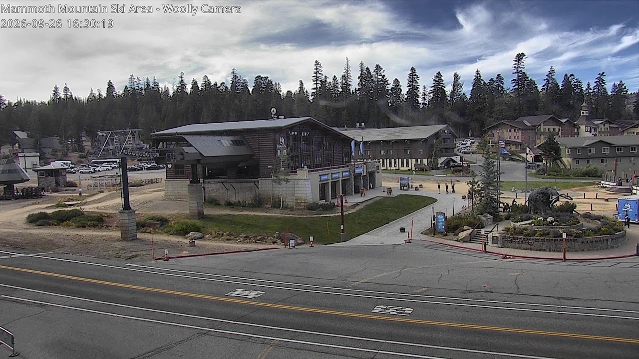 Mammoth Main Lodge Woolly Cam webcam