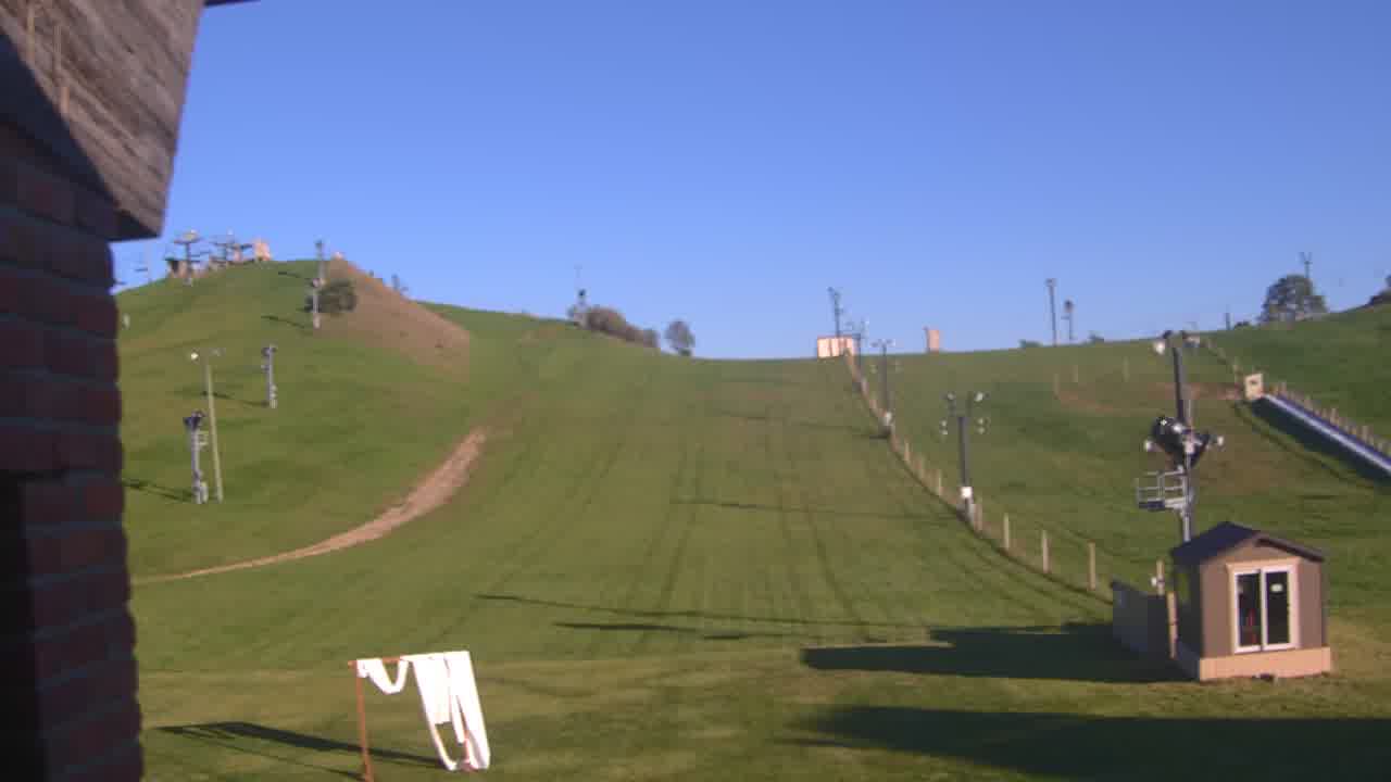 Mt. Brighton Lodge webcam