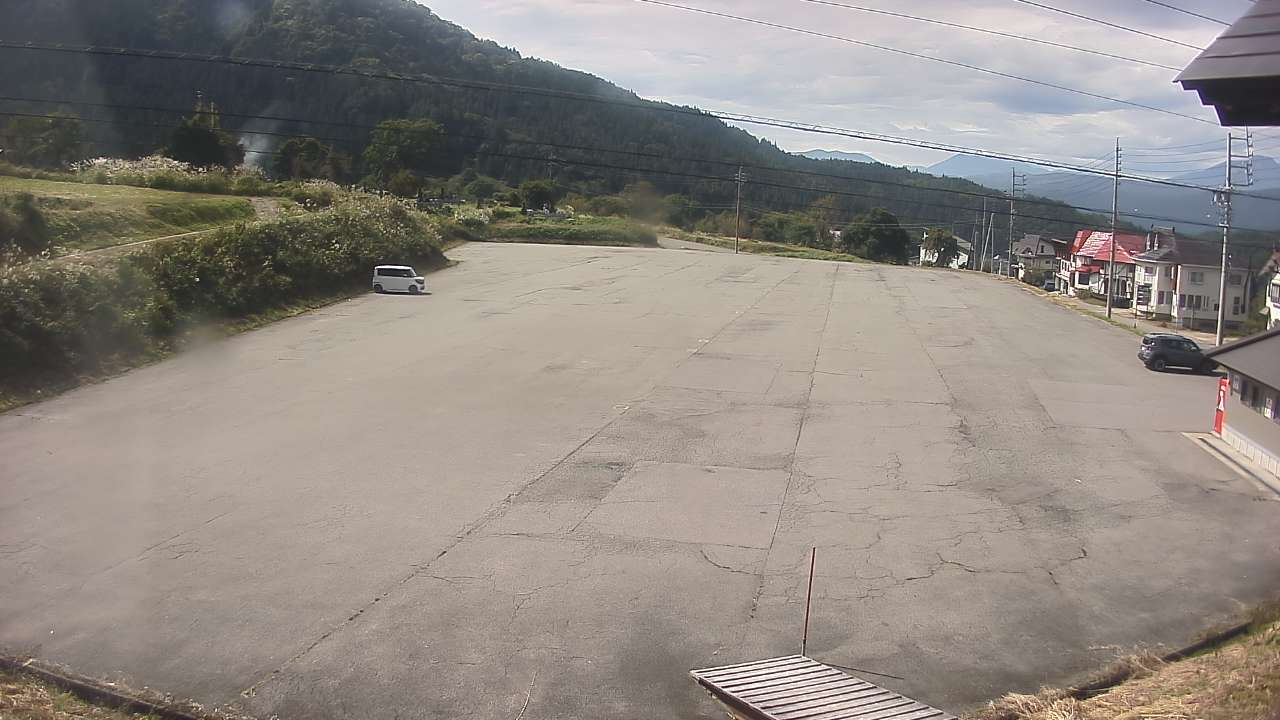 Nozawa Onsen Karasawa webcam