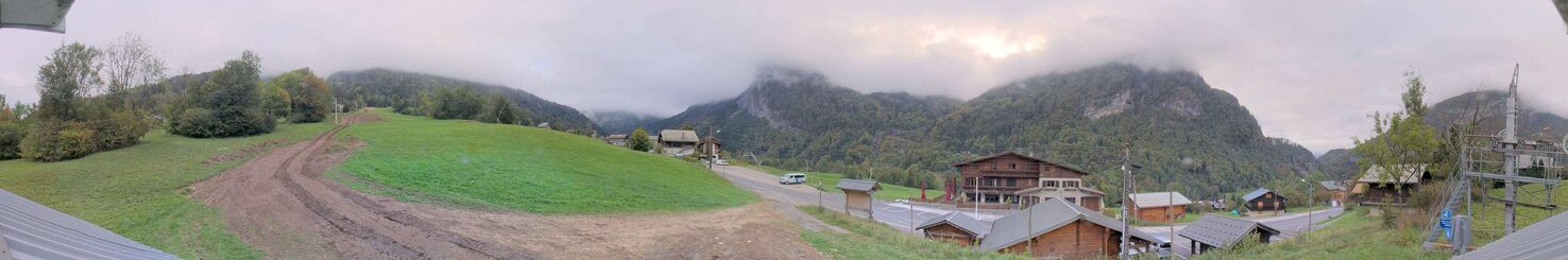 Samoens Bottom of Feulatiere webcam