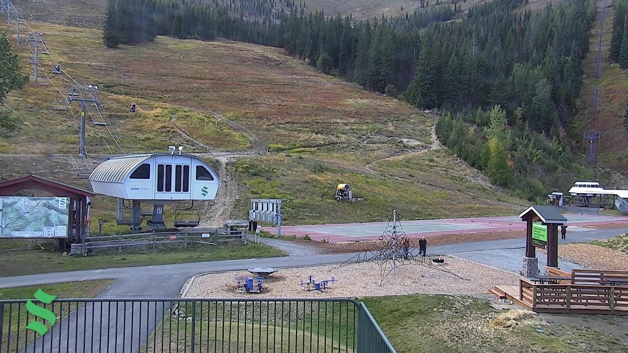 Schweitzer The Village webcam