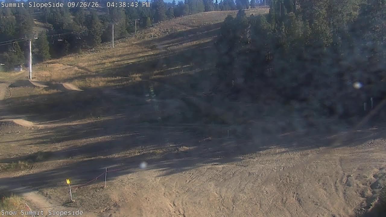Snow Summit Slopeside webcam