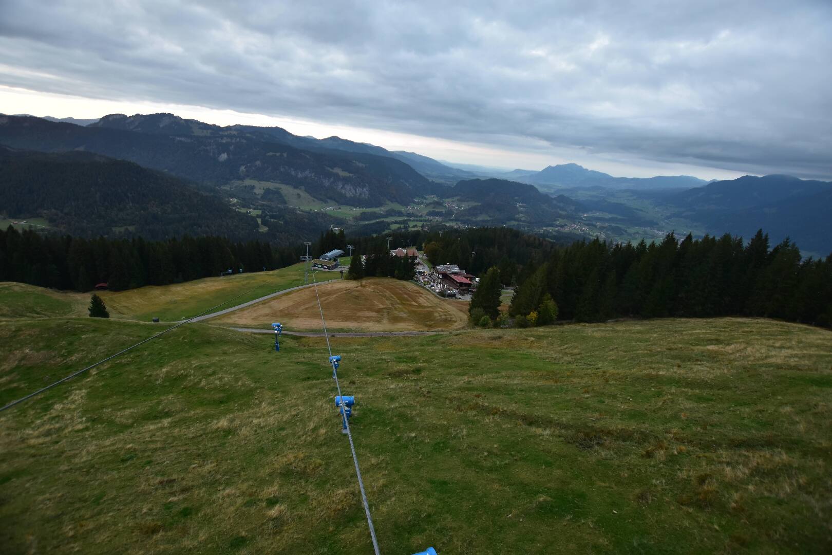 Soellereck Top of Schrattenwangbahn webcam