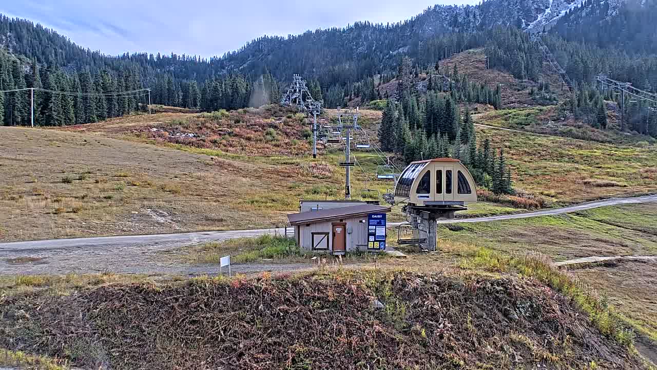 Stevens Pass Ski and Snowboard School webcam