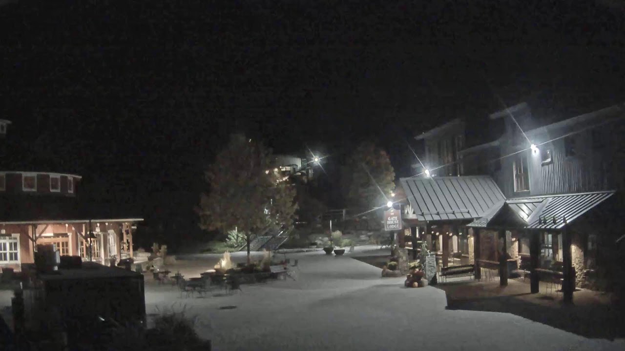 Sugarbush Gate House Plaza webcam